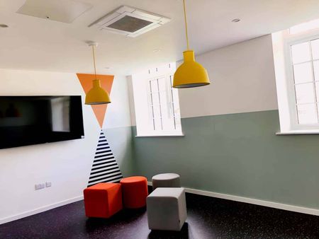 Large Standard Double Ensuite - Photo 5