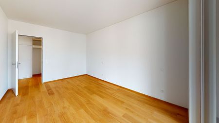 Neuwertige 2.5 Zimmer Wohnung - Photo 2