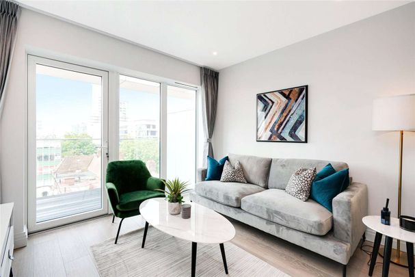 A stunning apartment in the new iconic Filmworks development. - Photo 1