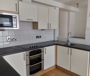 1 Bed Flat, Castle Hill, RG1 - Photo 3