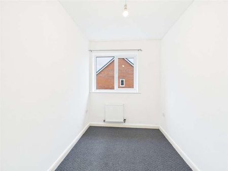 Kennedy Road, Salford, Greater Manchester, M5 - Photo 2