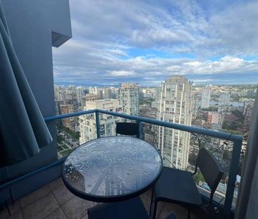 Avail Jan 26th CLEAN DOWNTOWN FURNISHED PENTHOUSE STUDIO 32FLOOR VIEWS - Photo 1