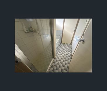 Excellent Location! - Photo 5