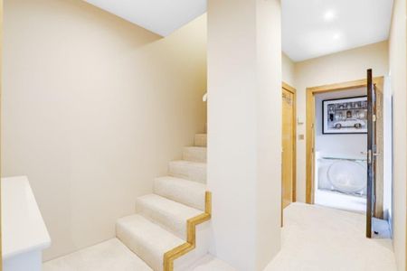 3 bedroom apartment to rent - Photo 3