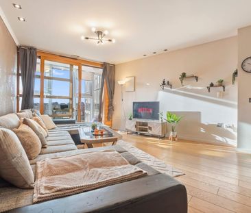 1 Bed Flat, Falcon Wharf, SW11 - Photo 3