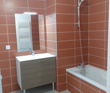 Location Appartement 3 pièces 66m² RUMILLY 74150 - Photo 4