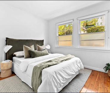 Charming Art Deco in harbourside setting - Photo 3