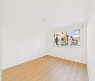 Beautiful 3.5-room apartment on the ground floor in a quiet, sunny ... - Foto 3