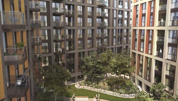 Charles Clowes Walk, London - Photo 1