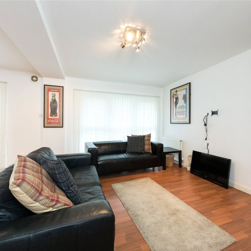 3 bedroom apartment to rent - Photo 1