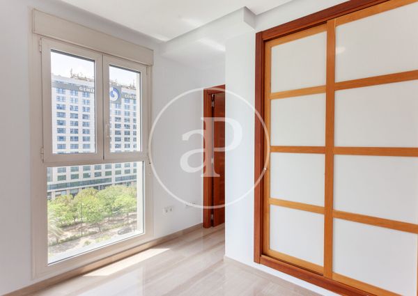 Flat for rent with swimming pool in Ciutat Jardí (Valencia)