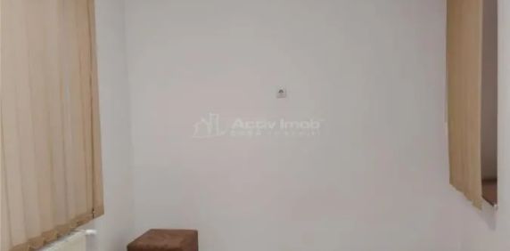 Spatiu comercial ultracentral, ideal pentru salon de masaj - Fotografie 2
