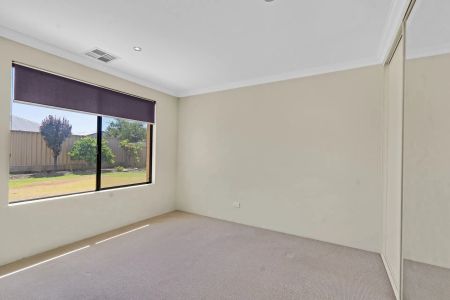 31 Denison Link, Millbridge. - Photo 3