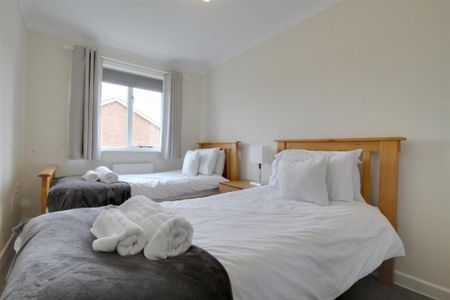2 bedroom apartment to rent - Photo 5