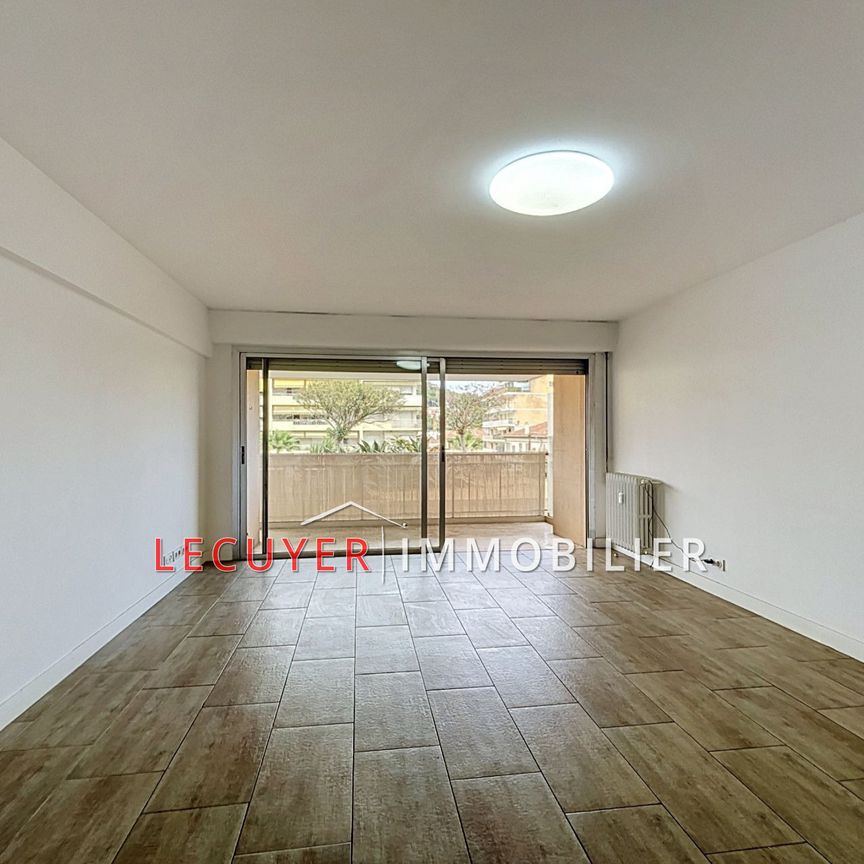 Location Appartement 4 pièces 94m² LE CANNET 06110 - Photo 1