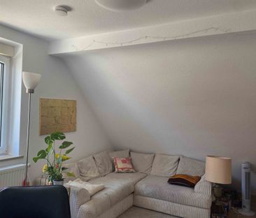 Top sanierte 2 Zimmer Dach-Wohnung im Frauenland - Photo 1