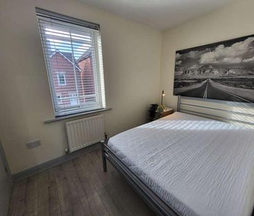 Mackworth Street, Hulme, Manchester, M15 - Photo 6