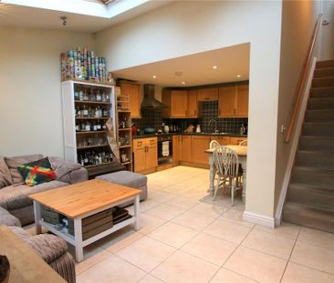 2 bedroom terraced house to rent - Photo 1