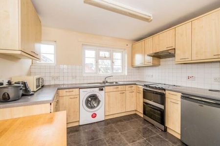 Banister Grange, Southampton, Banister Road - Photo 3