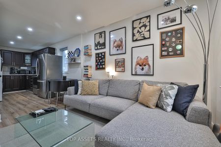 570 Vaughan (Main Floor) Road - Photo 2