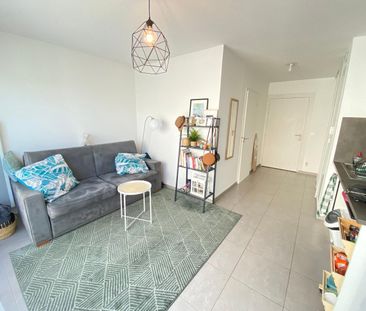 Près d'arènes - T1 - 23m² - Photo 5