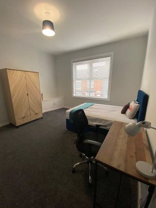 Myrtle Road (2 bed flat) - Photo 1