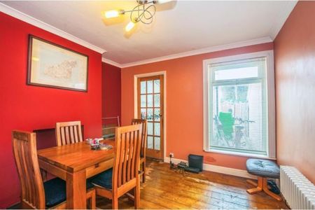 2 bedroom terraced house to rent - Photo 2