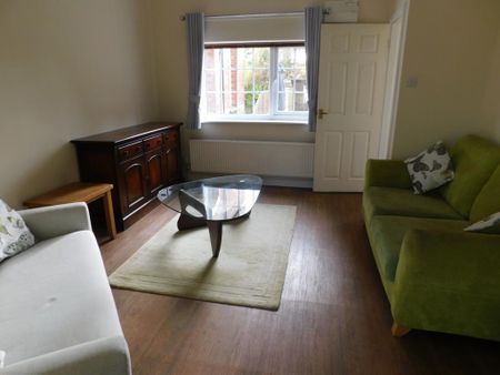 2 bedroom terraced house to rent - Photo 4