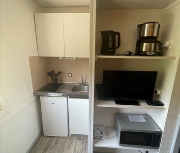 Location Appartement 1 pièce 14m² - Photo 1