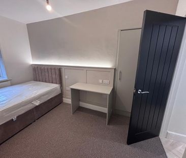 1 bedroom house of multiple occupation to rent - Photo 1