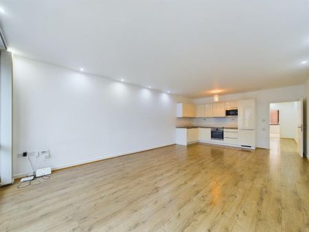 2 bedroom flat to rent - Photo 3