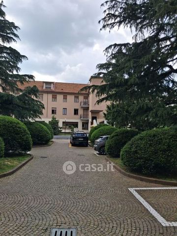 Quadrilocale in Affitto in Via Melchiorre Gioia 61 a Milano - Photo 2