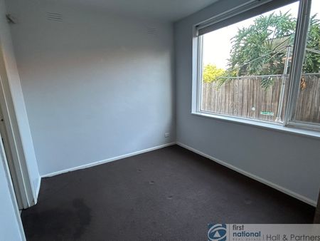 4 / 1A First Avenue, Murrumbeena - Photo 2