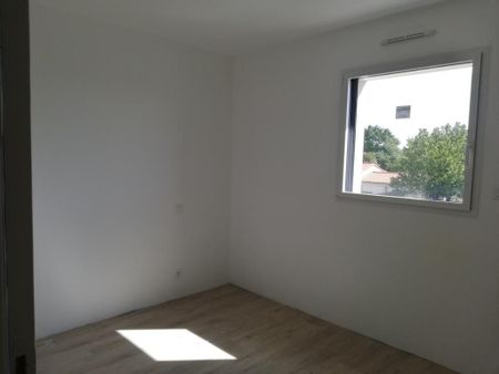 Location Maison 5 pièces 91m² - Photo 4