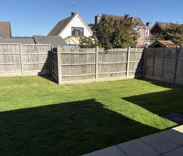 3 bedroom bungalow to rent - Photo 4