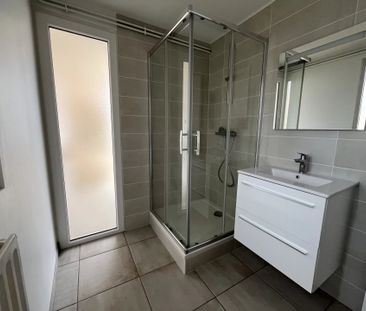 Location Appartement 4 pièces 84m² PORTES LES VALENCE 26800 - Photo 6