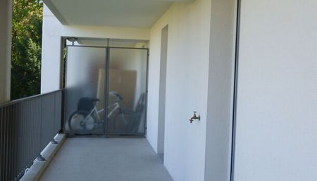 Appartement 3 pièces 57m2 REIMS 820 euros - Photo 2