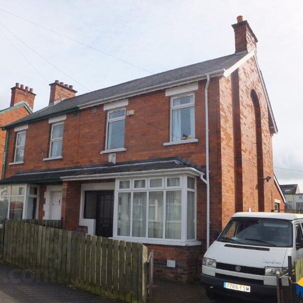 66 Ashley Avenue, Lisburn Road, BT97BU, Belfast - Photo 1