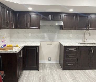 For Lease - 159 Warnford Circle, Ajax, Ontario - Photo 3