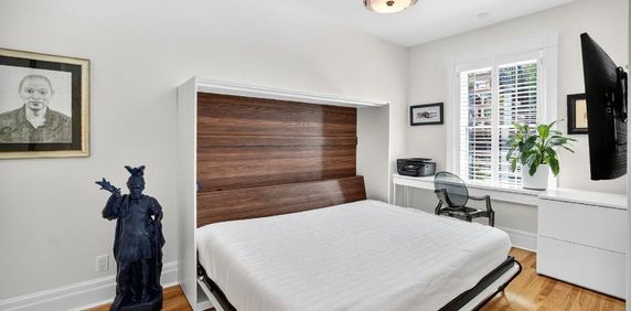 Superbe rez-de-chaussée entièrement meublé au cœur du Mile-End - Photo 2