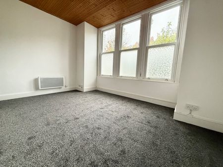 1 Bed Flat, Streathbourne Road, SW17 - Photo 2