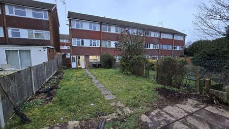 Chertsey Close, LU2 - Photo 5