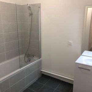 Location Appartement 3 pièces 62m² NOTRE DAME DE BONDEVILLE 76960 - Photo 3