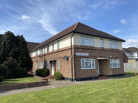 Beverley Court, Harrow, HA3 - Photo 5