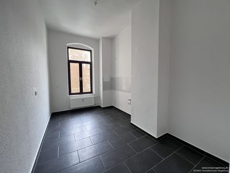 Charmante 3-Zimmer-Wohnung am Hasselbachplatz in Magdeburg – ideal zum Wohlfühlen! - Photo 3