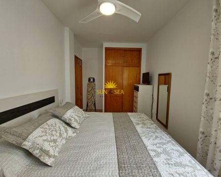 COZY APARTMENT IN TORREVIEJA WITH 1 BEDROOM AND 1 BATHROOM - Photo 2