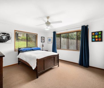 26 Hillock Street, Coorparoo QLD 4151 - House For Rent | Domain - Photo 5