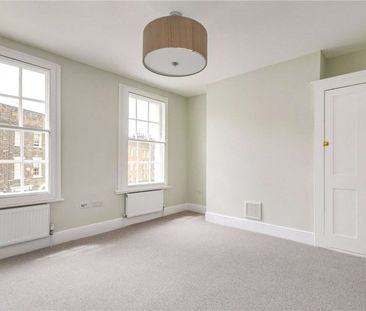 This charming period house is a contemporary family home set over 3... - Photo 6