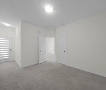 For Lease - 16 Griffith Street, Aurora, Ontario - Photo 6