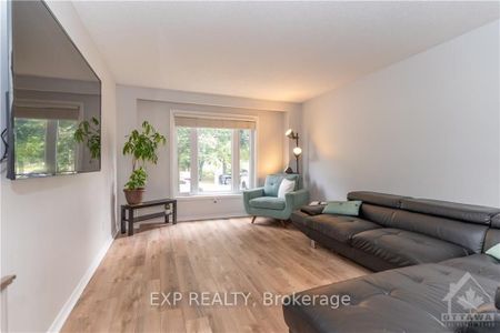 For Lease - 43 Exeter Drive, Barrhaven, Ontario - Photo 2